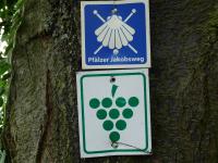 Unser Weg f�hrt uns durch mehrere Zaunammer-Reviere